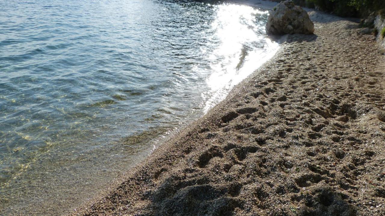 Beach Front Apartments Balica Rat Omiš Extérieur photo